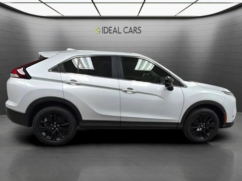 Used 2024 Mitsubishi Eclipse Cross LE AWD/4WD image 4
