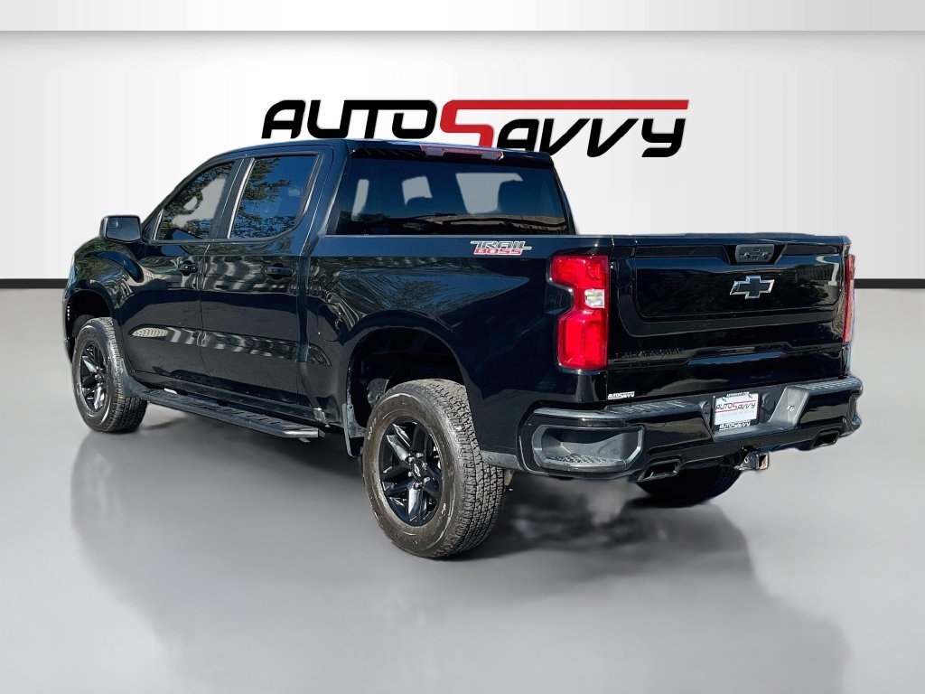 Used 2023 Chevrolet Silverado 1500 LT Trail Boss w/ LPO, Dark Essentials Package AWD/4WD image 5