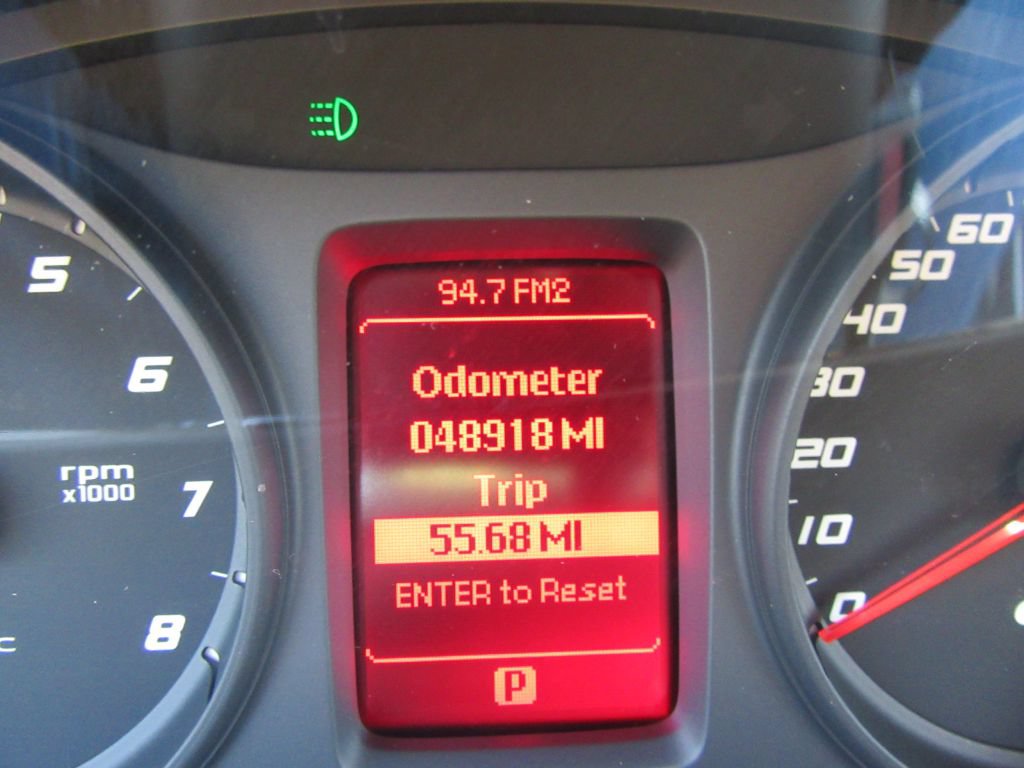 Used 2009 Pontiac G8 w/ Premium Package RWD image 18