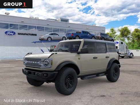 New 2026 Ford Bronco Badlands AWD/4WD image 1