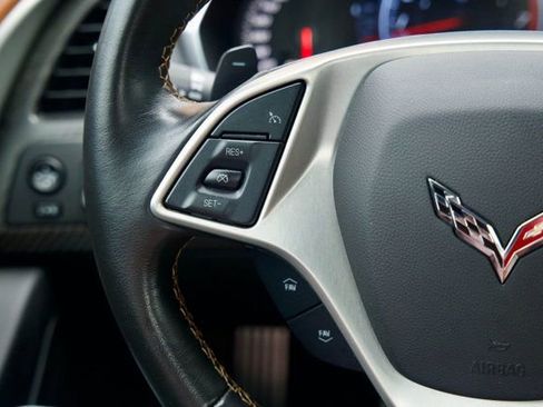 Used 2018 Chevrolet Corvette Z06 RWD image 24