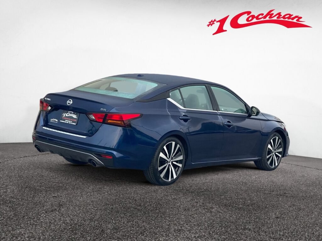 Used 2022 Nissan Altima 2.5 SR FWD image 25