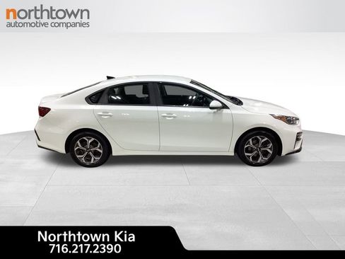Certified 2020 Kia Forte LXS image 7