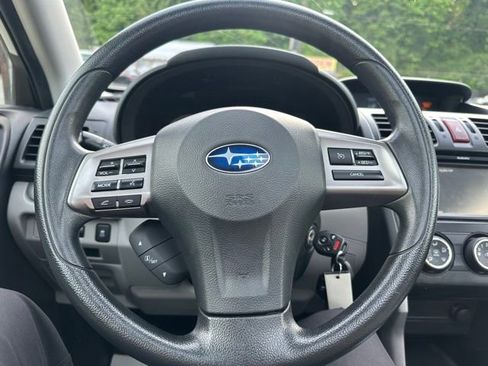 Used 2014 Subaru Forester 2.5i Premium AWD/4WD image 15