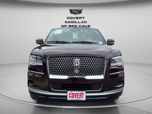 Used 2024 Lincoln Navigator L Reserve image 2