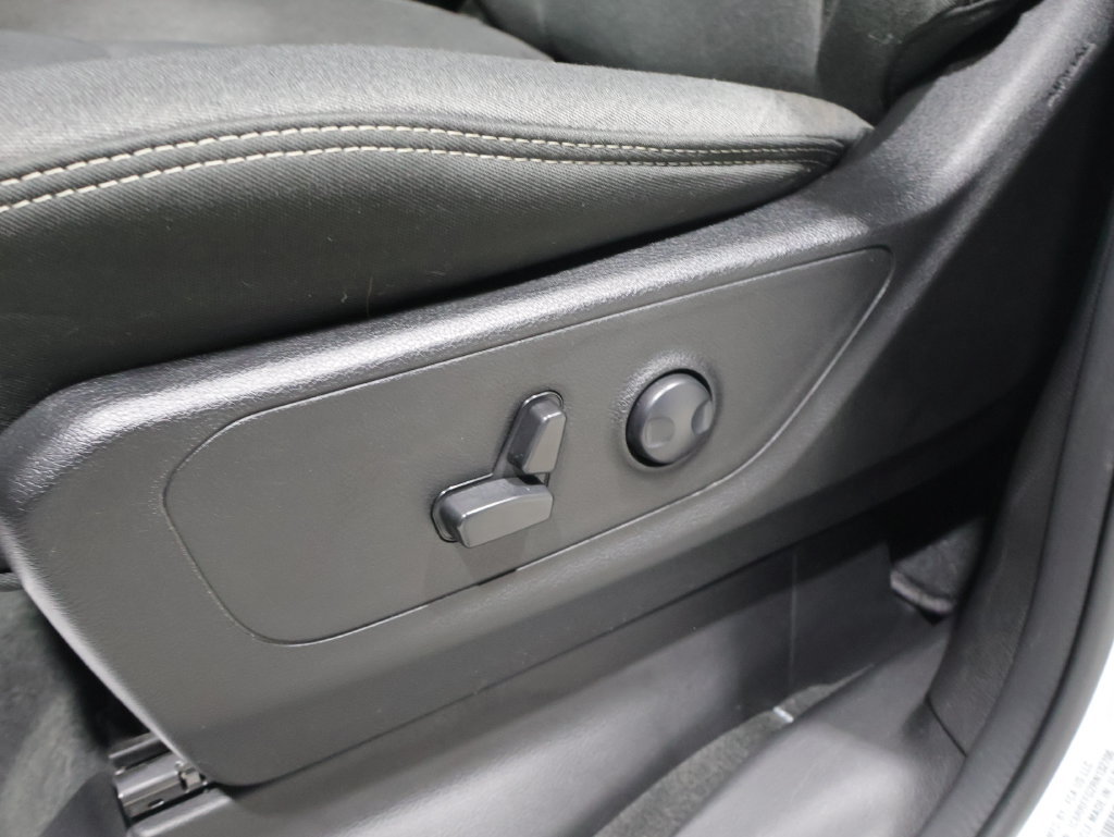 Certified 2024 RAM 1500 Big Horn AWD/4WD image 12