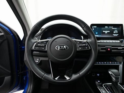 Used 2021 Kia Seltos SX w/ SX Sunroof Package image 4