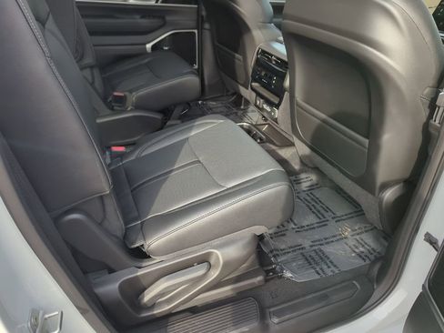 New 2026 Jeep Grand Wagoneer L Limited AWD/4WD image 58