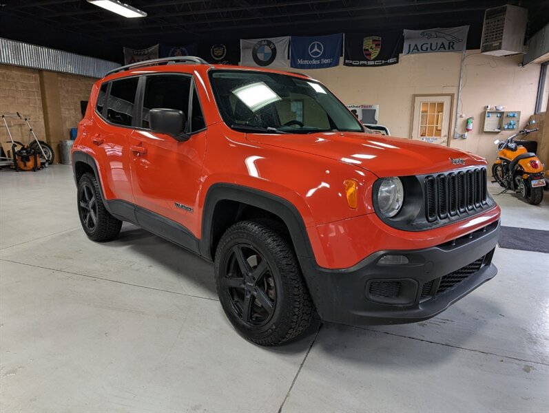 Used 2017 Jeep Renegade Sport w/ Power & Air Group FWD image 1