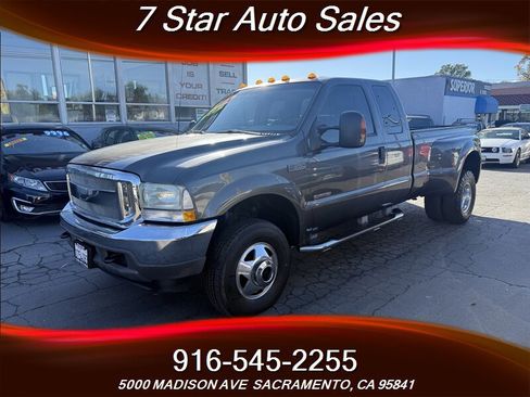 Used 2003 Ford F350 Lariat image 3