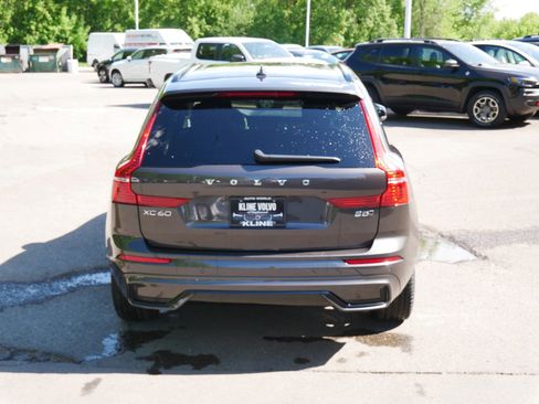 Certified 2025 Volvo XC60 B5 Plus AWD/4WD image 6