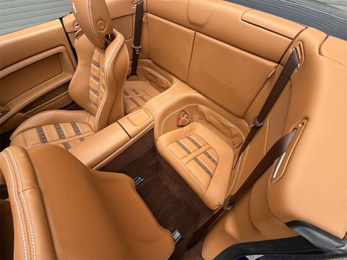 Used 2013 Ferrari California Base image 22