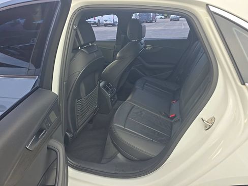 Used 2019 Audi A4 2.0T Premium Plus w/ Premium Plus Package AWD/4WD image 4