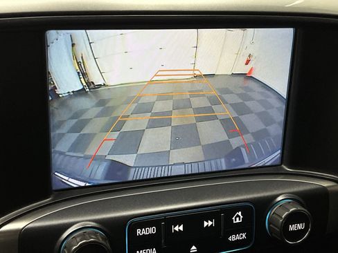 Used 2017 Chevrolet Silverado 1500 LTZ Z71 w/ Realtree Edition image 5