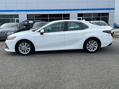 Used 2024 Toyota Camry LE image 40