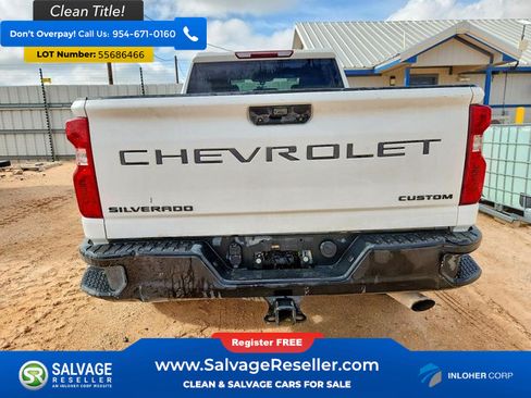 Used 2023 Chevrolet Silverado 2500 Custom w/ Custom Convenience Package AWD/4WD image 8