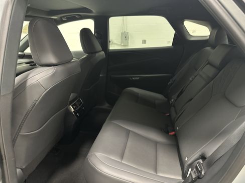 Certified 2025 Lexus RX 350 Premium image 31