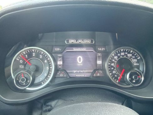 Used 2019 RAM 1500 Laramie AWD/4WD image 26