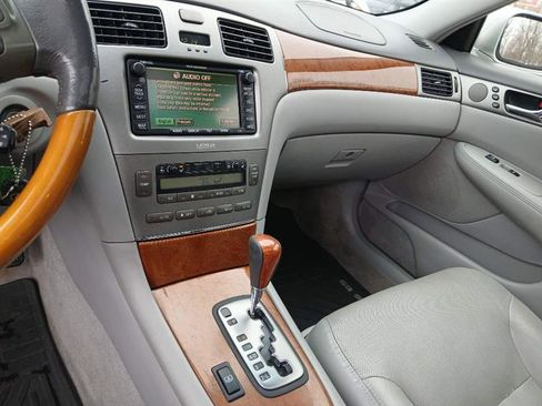Used 2005 Lexus ES 330 image 22