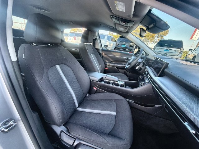 Used 2025 Hyundai Sonata SEL FWD image 26