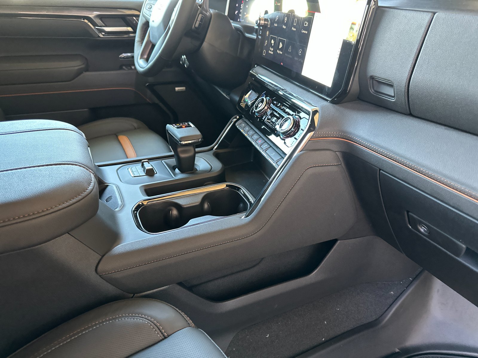 New 2026 GMC Sierra 1500 AT4 w/ AT4 Premium Package AWD/4WD image 15
