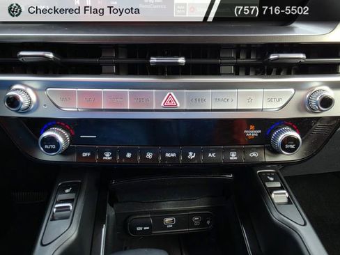 Used 2023 Kia Telluride S image 16