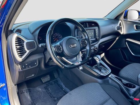 Used 2021 Kia Soul GT-Line FWD image 9