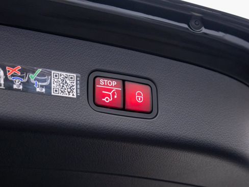 New 2026 Mercedes-Benz GLC 300 4MATIC image 30