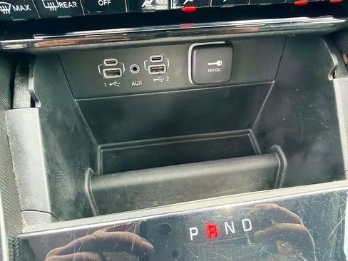 Used 2023 Jeep Grand Cherokee L Laredo RWD image 28