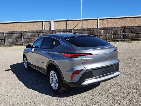 New 2026 Buick Envista Preferred image 3