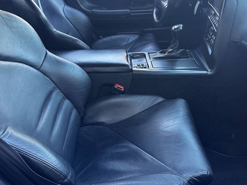 Used 1996 Chevrolet Corvette Coupe RWD image 12