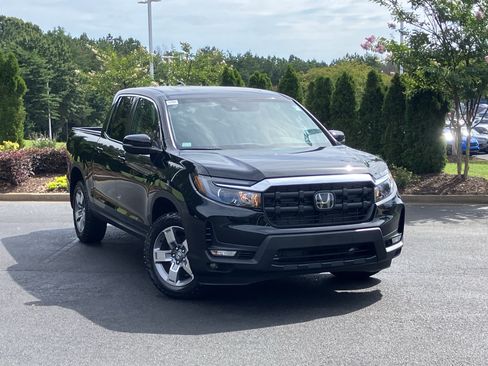 Certified 2025 Honda Ridgeline RTL image 2