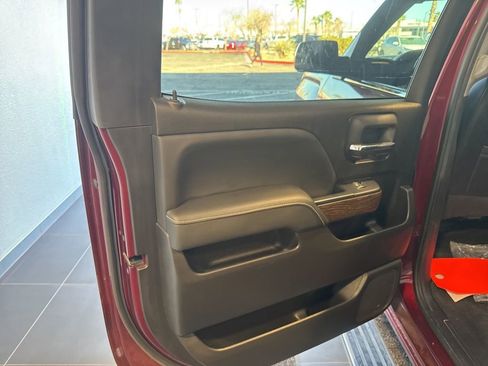 Used 2017 GMC Sierra 1500 Denali w/ Denali Ultimate Package image 16