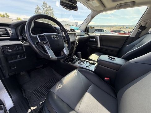 Used 2024 Toyota 4Runner SR5 Premium w/ Moonroof Package AWD/4WD image 23