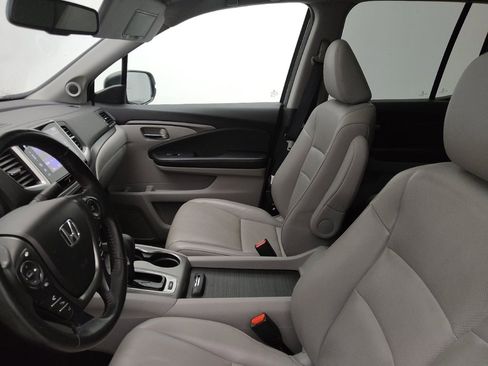 Used 2019 Honda Ridgeline RTL-T image 17