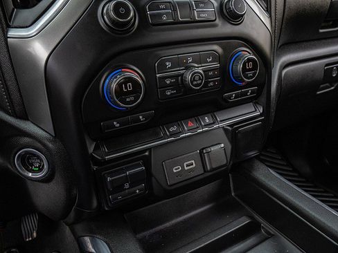 Used 2021 Chevrolet Silverado 3500 LT w/ Convenience Package image 27