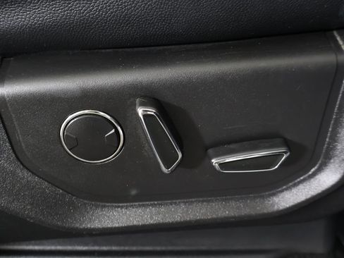 Used 2018 Ford F150 XLT w/ Equipment Group 302A Luxury AWD/4WD image 29