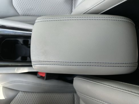 Used 2022 Jeep Compass Latitude w/ Sun and Sound Group FWD image 23