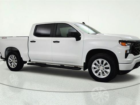 Used 2026 Chevrolet Silverado 1500 Custom AWD/4WD image 8