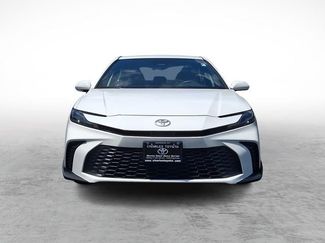 Used 2025 Toyota Camry SE FWD video 2