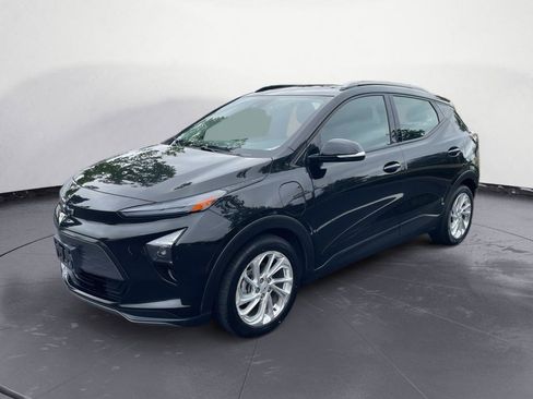 Certified 2023 Chevrolet Bolt EUV LT FWD image 3