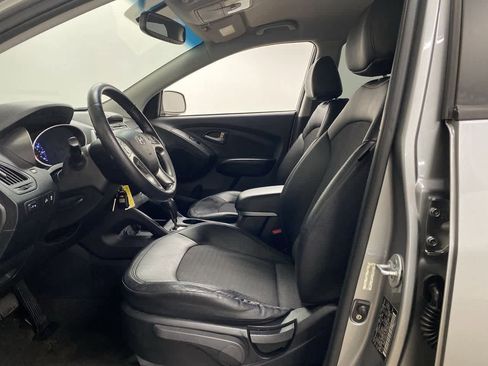 Used 2012 Hyundai Tucson GLS image 15