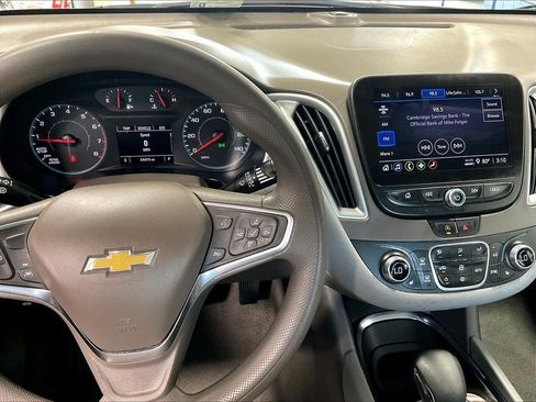 Used 2024 Chevrolet Malibu LT FWD image 18