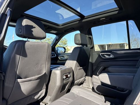 Used 2022 Chevrolet Tahoe RST w/ Luxury Package image 10