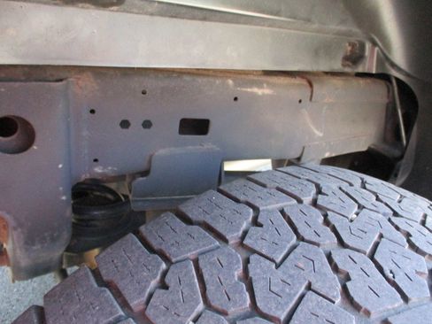 Used 2015 RAM 2500 Tradesman w/ Chrome Appearance Group image 14