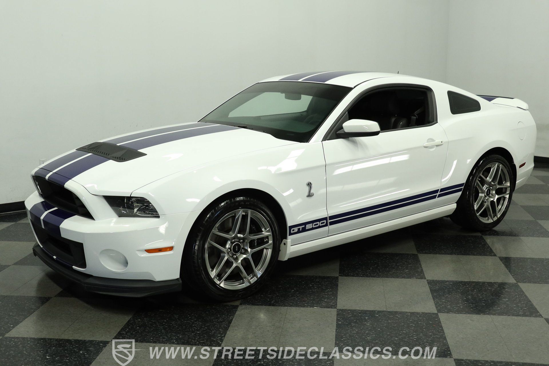 Used 2014 Ford Mustang Shelby GT500 RWD image 6