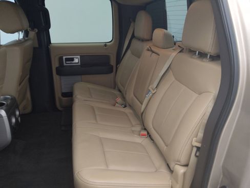 Used 2014 Ford F150 Lariat w/ Lariat Chrome Package image 18