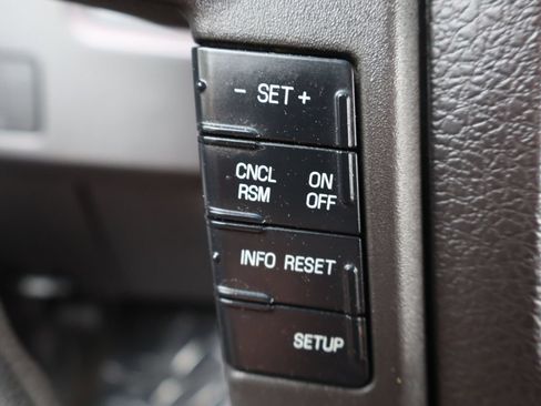 Used 2013 Ford F150 XL w/ Mid Equipment Group AWD/4WD image 23
