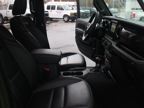 Used 2023 Jeep Wrangler Unlimited Rubicon 392 w/ Trailer Tow Package image 39