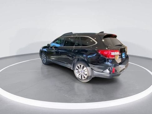 Used 2017 Subaru Outback 2.5i Limited AWD/4WD image 6